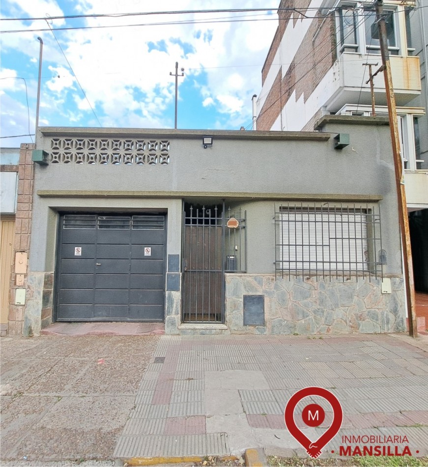 Casa Av. Ramirez -Excelente zona -
