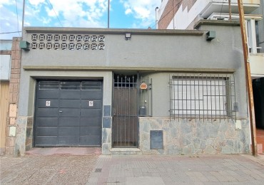 Casa Av. Ramirez -Excelente zona -